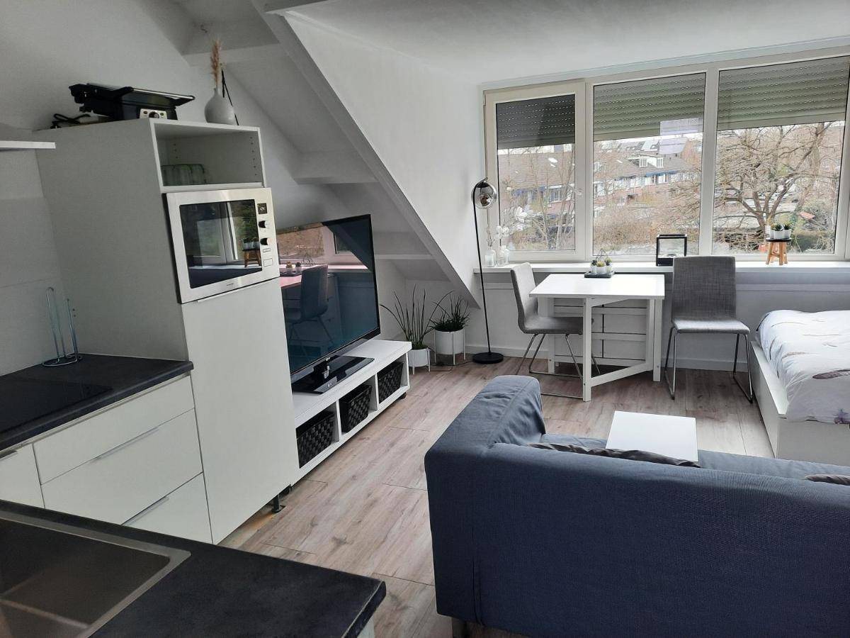 Отель Studio 76 Groningen Met Gratis Leenfietsen Экстерьер фото